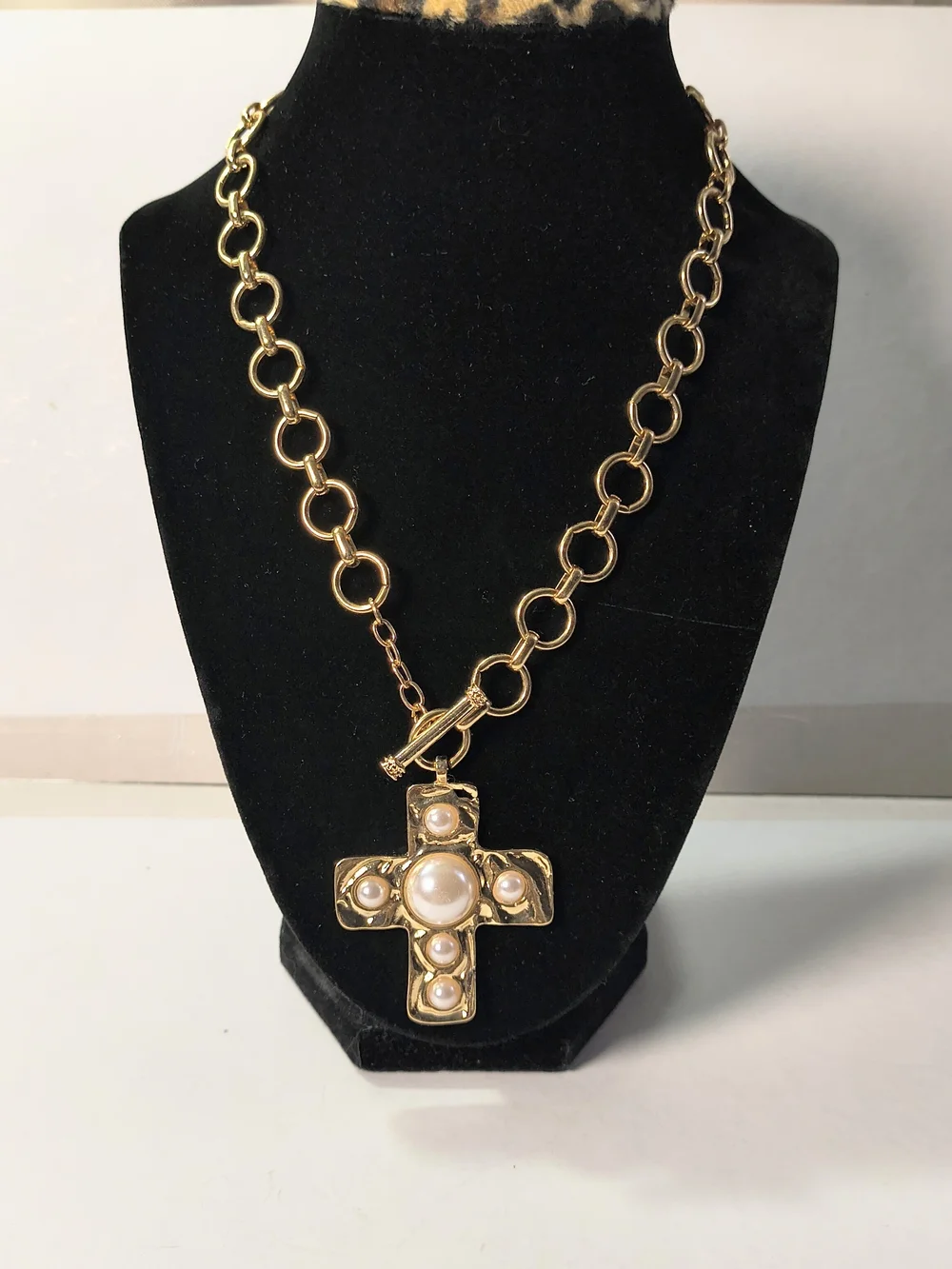 NWOT Two Gold and Pearl Beaded Cross Pendant Necklaces - Picture 6 of 8
